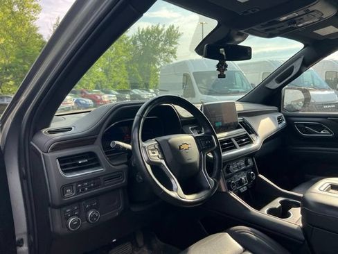 Used 2023 Chevrolet Tahoe LT w/ Luxury Package AWD/4WD image 2