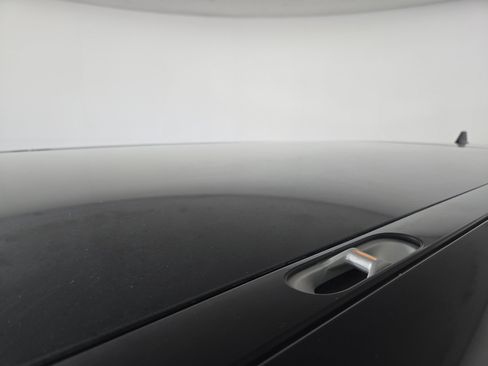 Used 2025 Rivian R1S Adventure AWD/4WD image 13