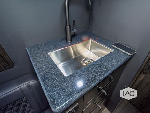 Used 2025 Mercedes-Benz Sprinter 3500 image 18