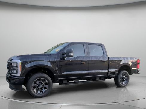 Certified 2024 Ford F250 XL w/ STX Appearance Package AWD/4WD image 14