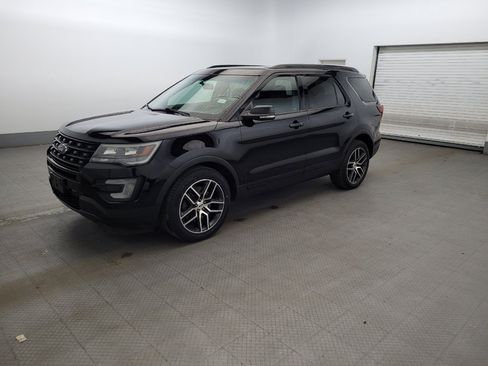 Used 2016 Ford Explorer Sport AWD/4WD image 2