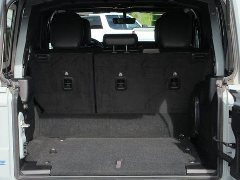 Used 2023 Jeep Wrangler Unlimited Sahara w/ Cold Weather Group image 9