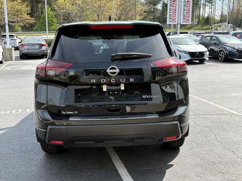 Certified 2024 Nissan Rogue SV image 7