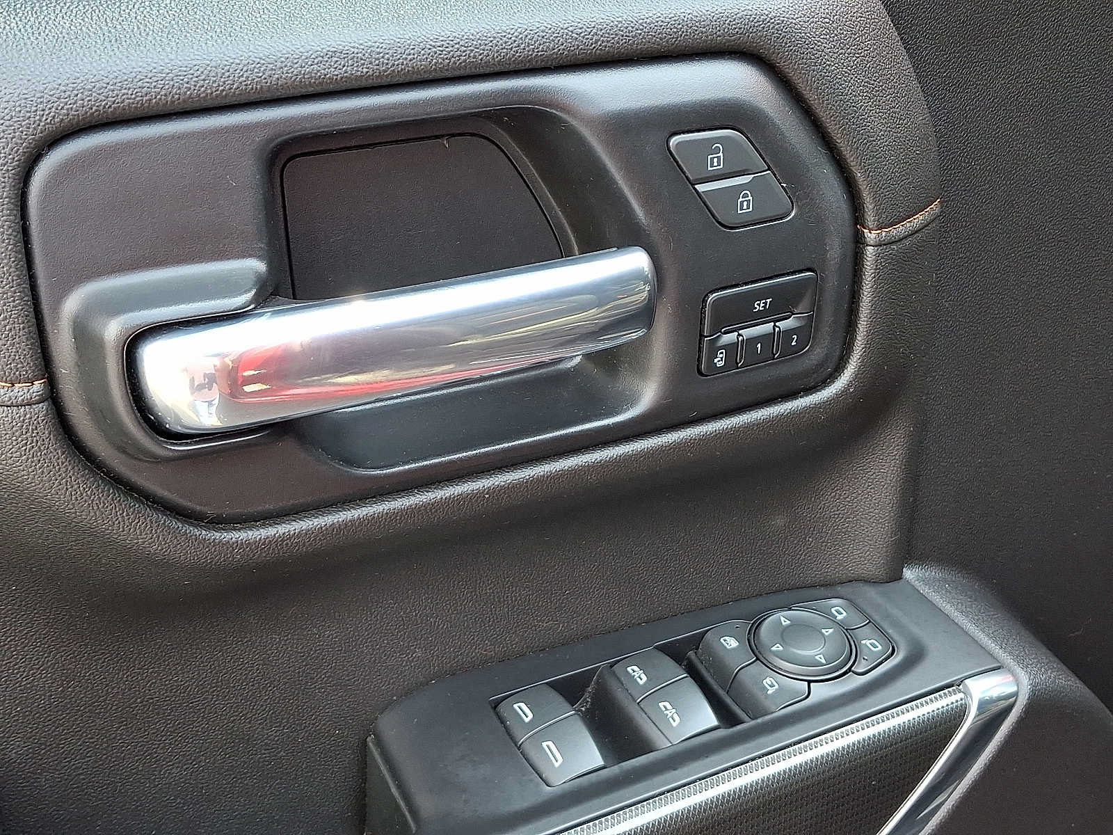 Used 2021 GMC Sierra 1500 AT4 AWD/4WD image 12