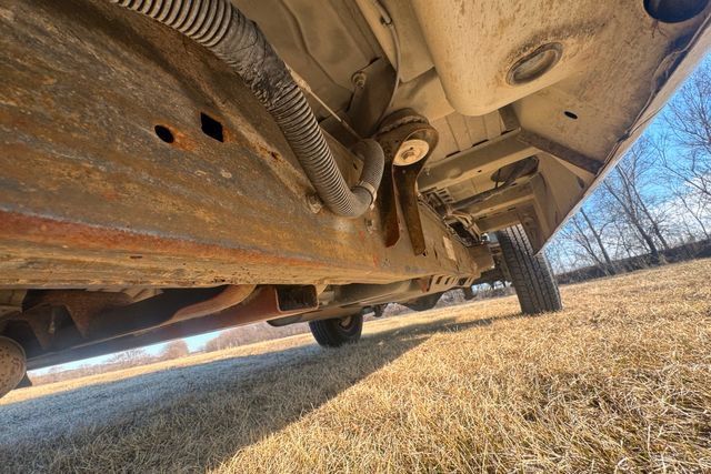 Used 2015 Chevrolet Express 2500 LS RWD image 2