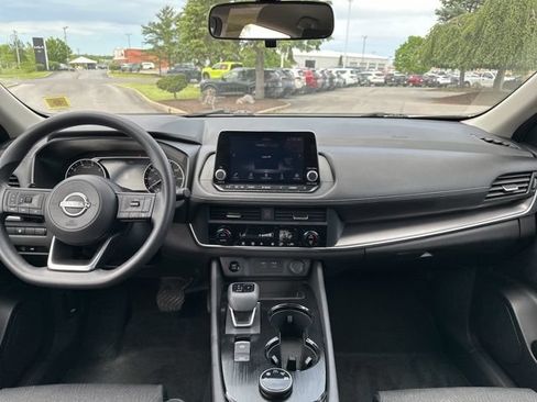Certified 2024 Nissan Rogue SV AWD/4WD image 12