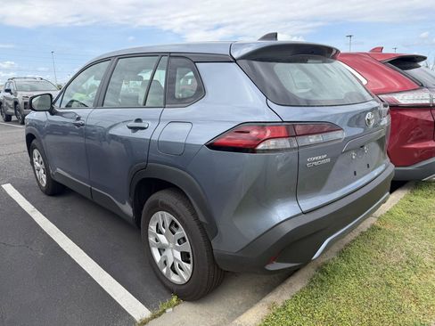 Used 2026 Toyota Corolla Cross L image 4