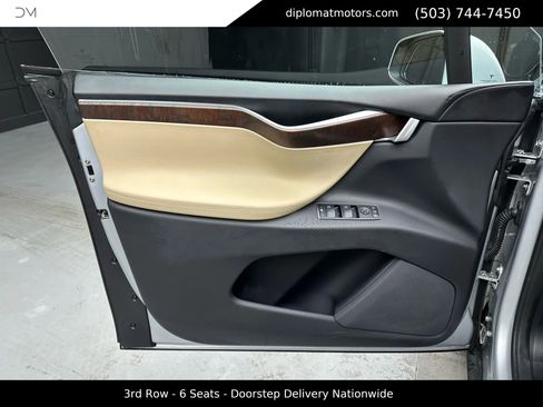 Used 2016 Tesla Model X Performance image 27