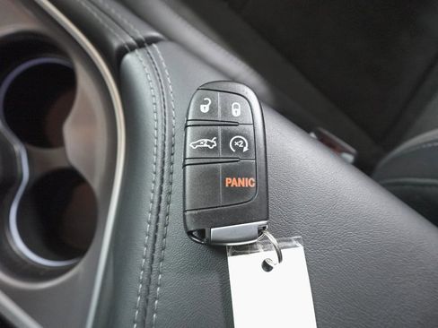 Used 2022 Dodge Challenger R/T Scat Pack w/ Shaker Package image 28