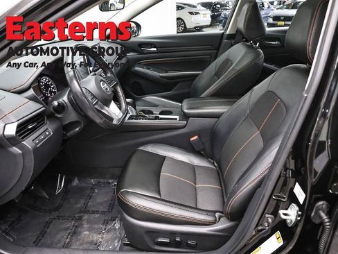 Used 2022 Nissan Altima 2.0 SR FWD image 14