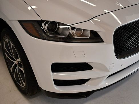 Used 2020 Jaguar F-PACE Premium image 12