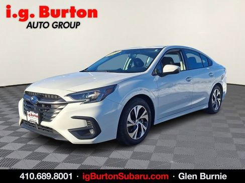 Used 2024 Subaru Legacy Premium image 3