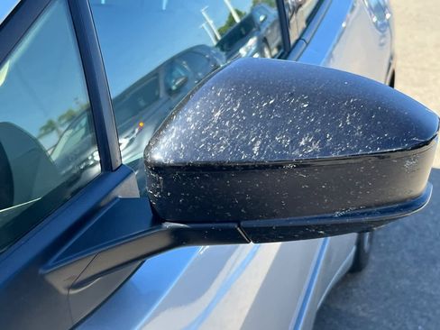 Used 2024 Toyota Prius Limited w/ Limited Premium Package image 9