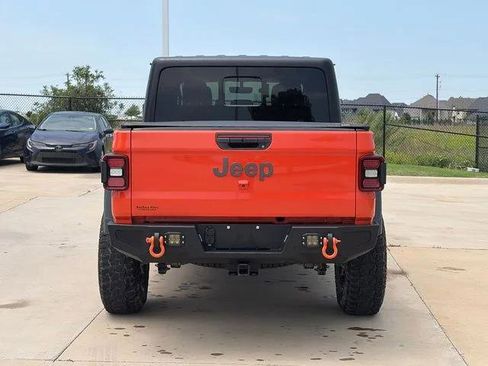 Used 2023 Jeep Gladiator Mojave w/ LED Lighting Group AWD/4WD image 8