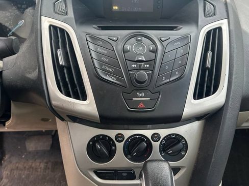 Used 2012 Ford Focus SE FWD image 11