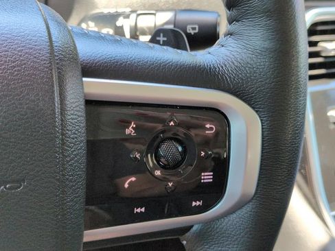 Certified 2025 Nissan Armada SV RWD image 20