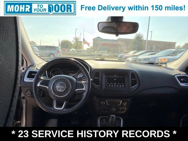 Used 2019 Jeep Compass Latitude FWD image 39