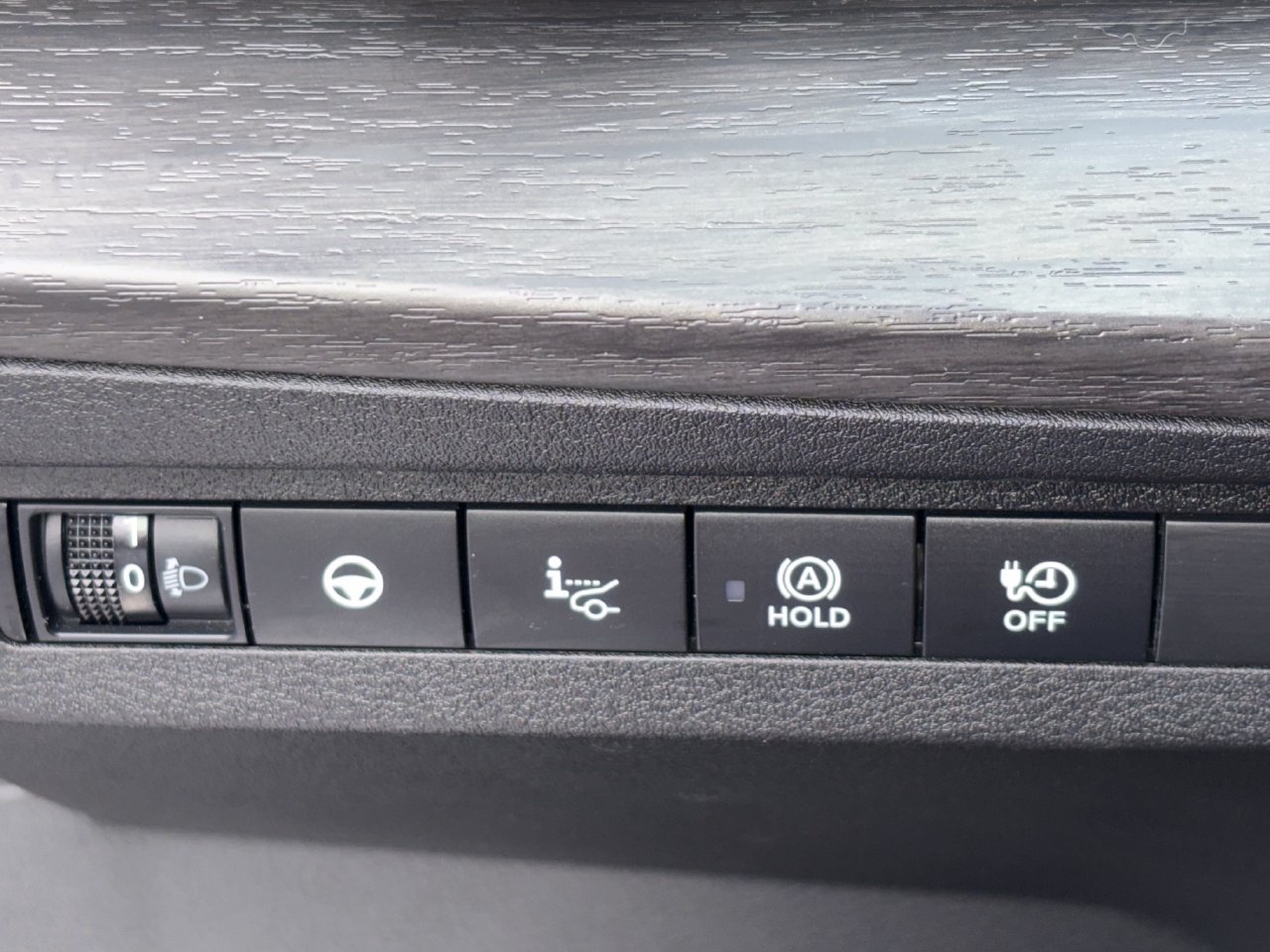 Certified 2024 Nissan Ariya AWD image 25