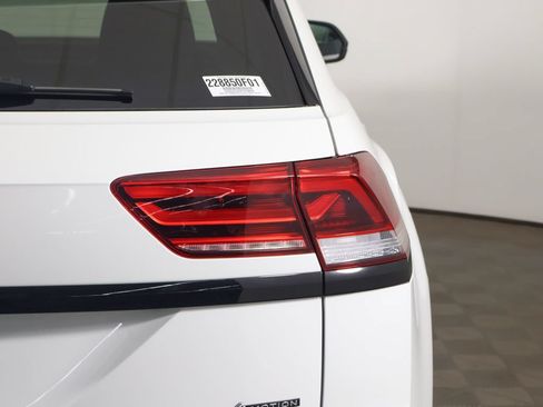 Used 2023 Volkswagen Atlas Cross Sport SEL R-Line AWD/4WD image 19