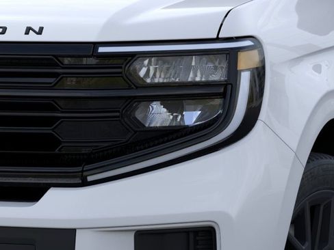 New 2025 Ford Expedition Platinum w/ Stealth Performance Package AWD/4WD image 18