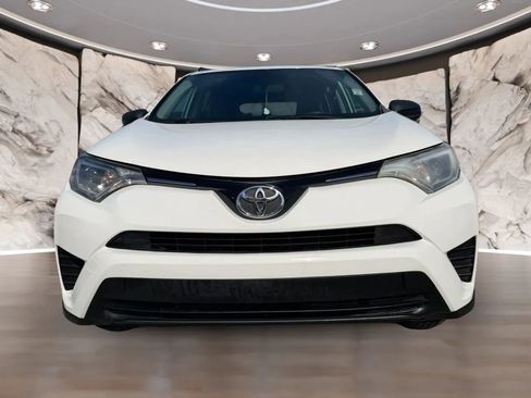 Used 2016 Toyota RAV4 LE image 2