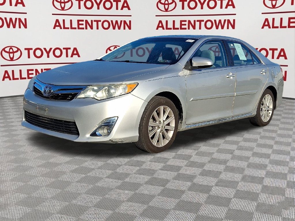 Used 2013 Toyota Camry XLE FWD image 3