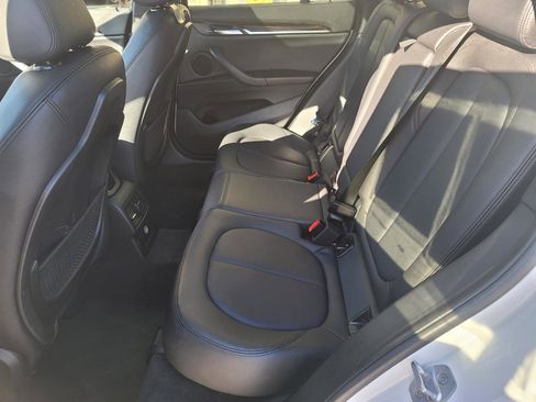 Used 2016 BMW X1 xDrive28i image 9