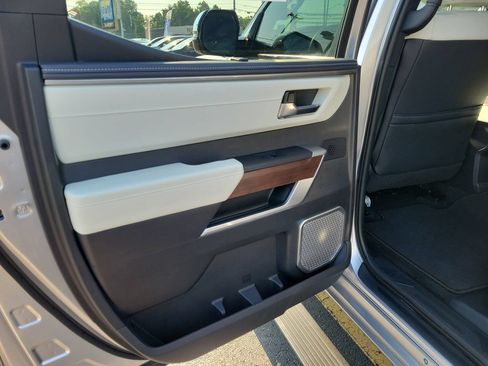 Used 2024 Toyota Tundra Capstone AWD/4WD image 16