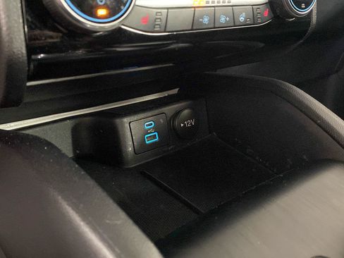 Used 2022 Ford Escape SEL w/ SEL Stealth AWD Package image 16