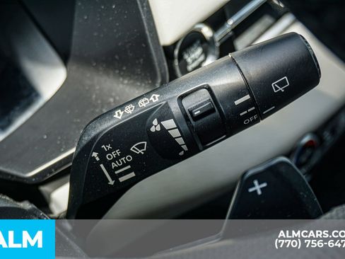 Used 2025 Mitsubishi Outlander SE FWD image 37