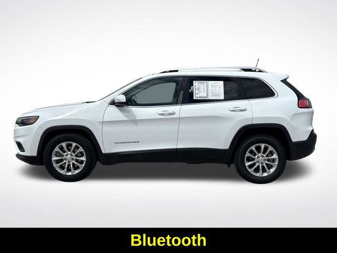 Used 2019 Jeep Cherokee Latitude w/ Popular Appearance Group FWD image 2