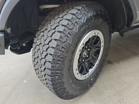 Used 2025 Ford Bronco Badlands AWD/4WD image 31