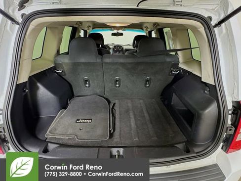 Used 2016 Jeep Patriot Sport w/ Power Value Group image 21