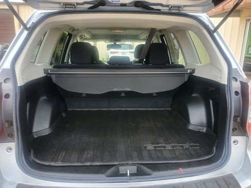 Used 2016 Subaru Forester 2.5i Premium w/ All-Weather Package AWD/4WD image 41