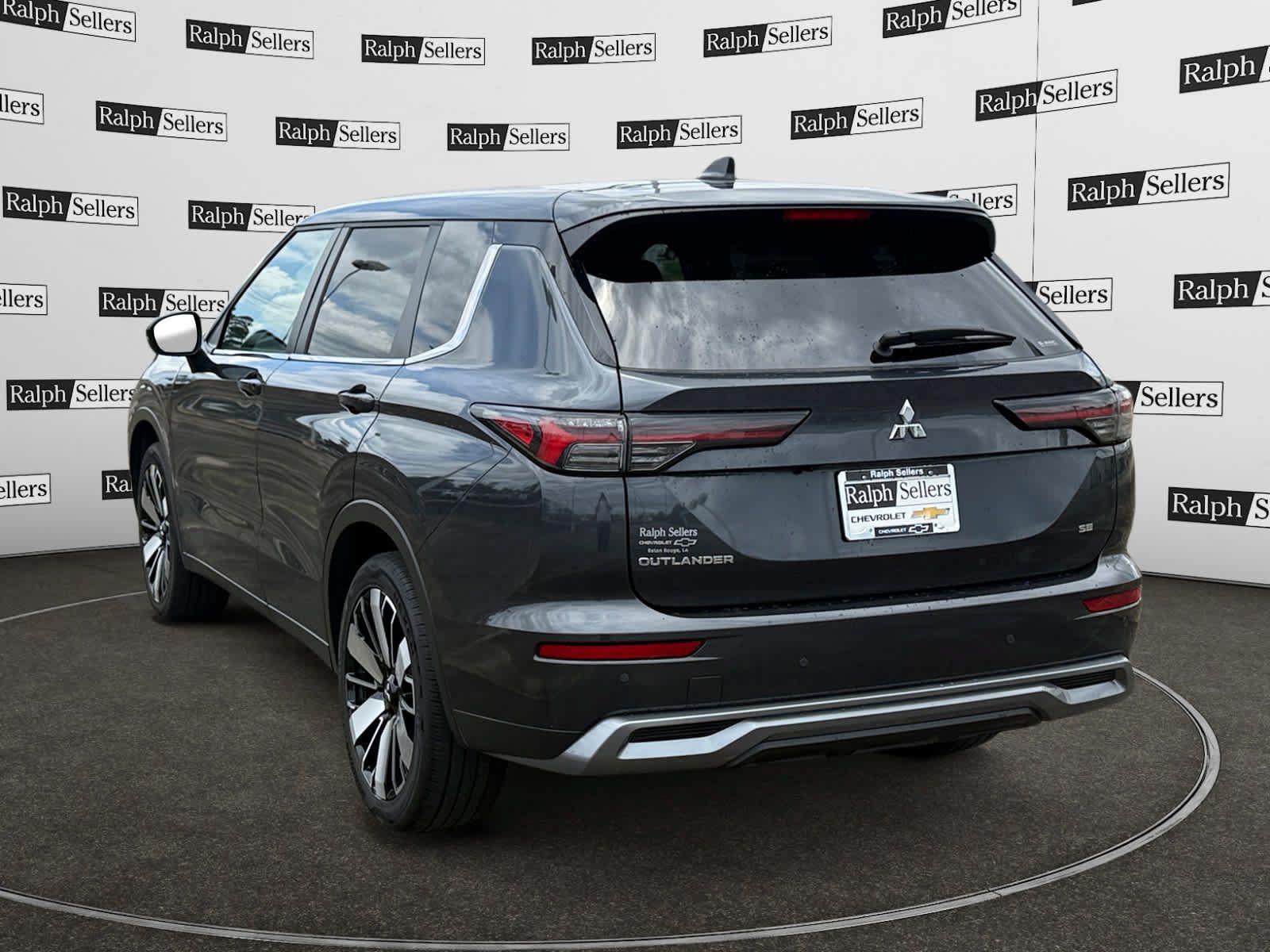 Used 2025 Mitsubishi Outlander SE AWD/4WD image 4