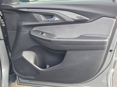 Certified 2023 Chevrolet TrailBlazer LT w/ Convenience Package image 5