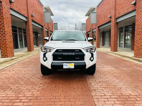 Used 2016 Toyota 4Runner TRD Pro image 2