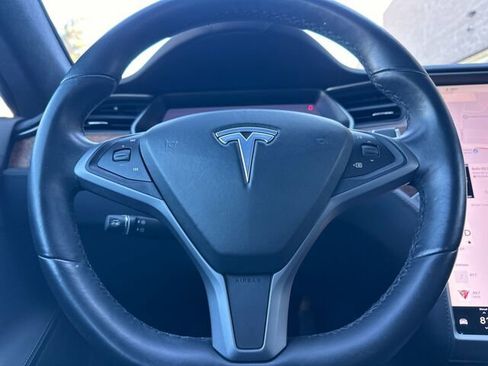 Used 2018 Tesla Model S 100D image 26