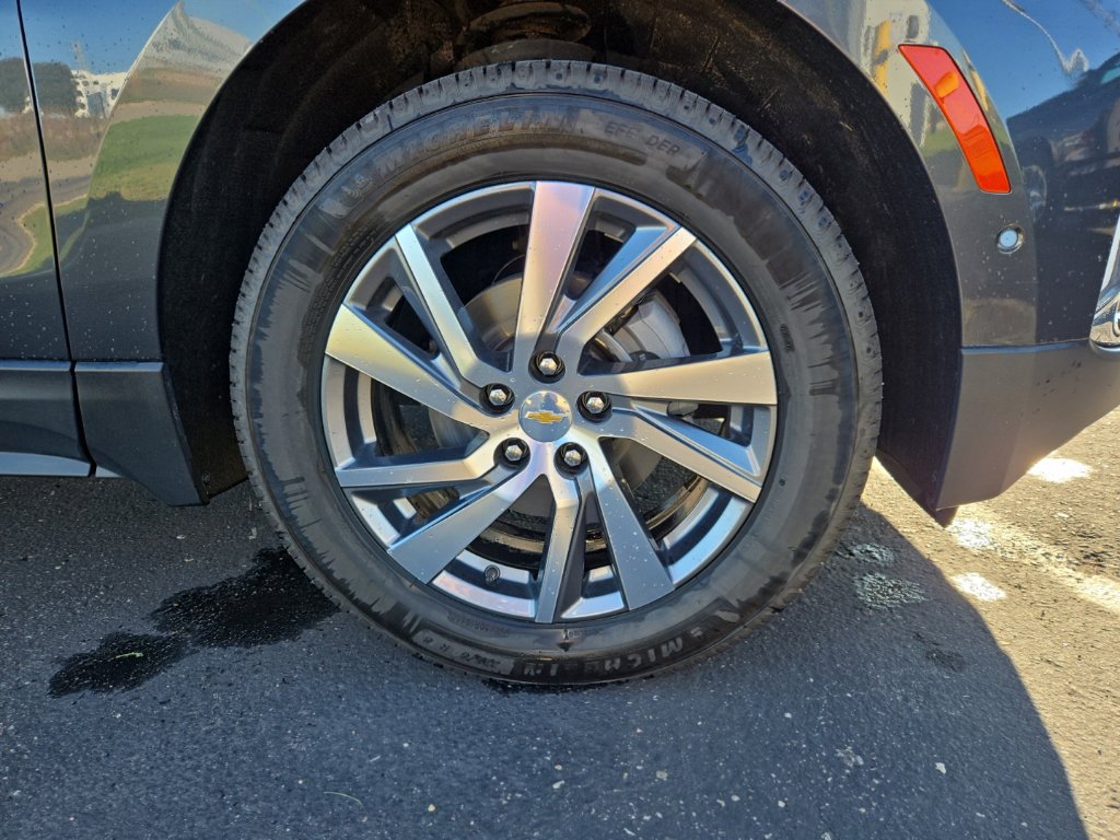Used 2022 Chevrolet Equinox Premier AWD/4WD image 16