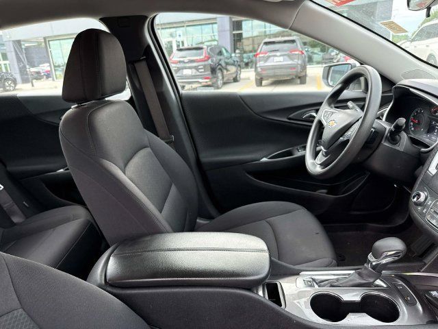 Used 2024 Chevrolet Malibu LT FWD image 12