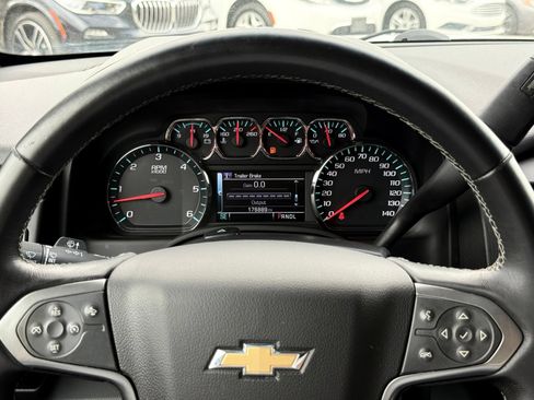 Used 2018 Chevrolet Tahoe LS w/ All-Season Package AWD/4WD image 38