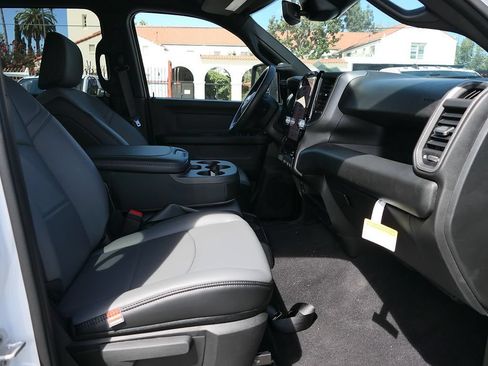 New 2026 RAM 3500 Tradesman AWD/4WD image 23