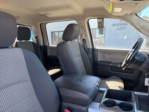 Used 2012 RAM 2500 SLT w/ Technology Group AWD/4WD image 8