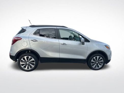 Used 2022 Buick Encore Preferred w/ Safety Package image 6