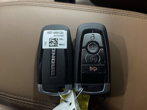 Used 2025 Ford Bronco Sport Outer Banks w/ Outer Banks Tech Package+ AWD/4WD image 34