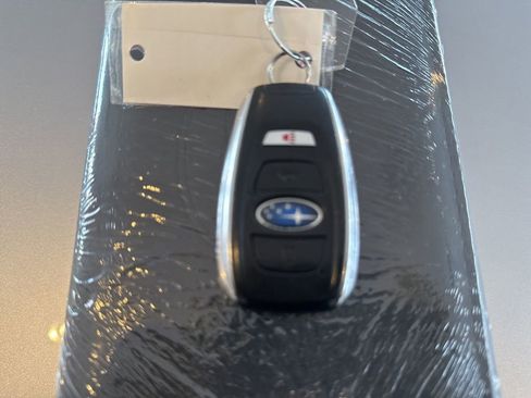 Used 2023 Subaru Forester Limited image 40