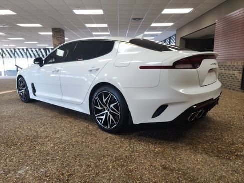 Used 2022 Kia Stinger GT-Line image 7