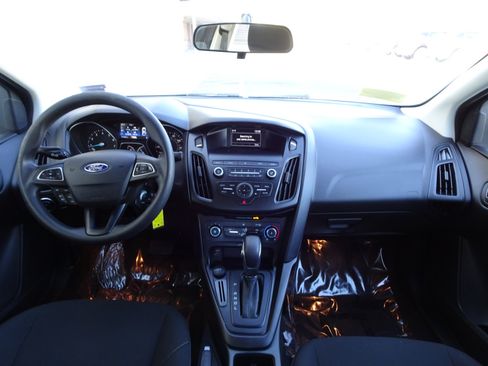Used 2018 Ford Focus SE image 14