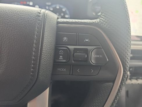 Used 2025 Toyota Tacoma Trailhunter image 20