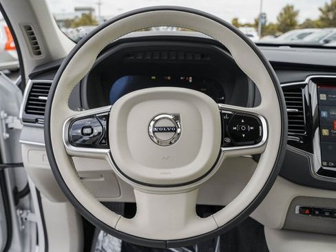 New 2025 Volvo XC90 T8 Ultra w/ Protection Package Premier image 24